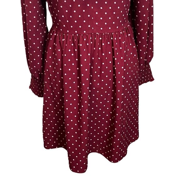 Welcome to my closet! - Picture 3 of 8